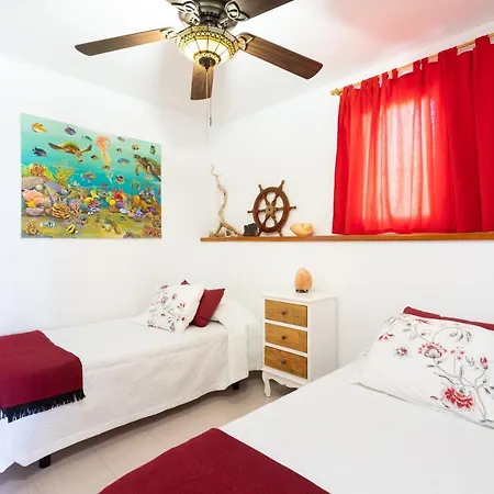 Home2book Seaside House Guimar, Private Pool Dom wakacyjny *