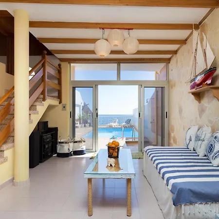 Dom wakacyjny Home2book Seaside House Guimar, Private Pool